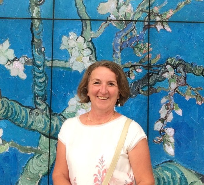 Forró Zsuzsanna (angol)